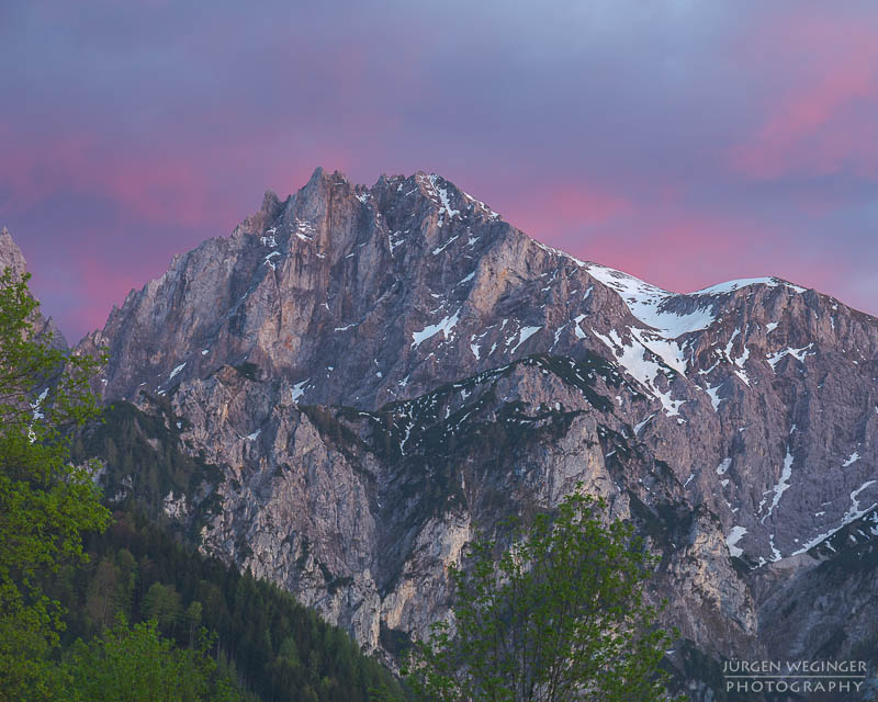 Berg bei Sonnenuntergang im Nationalpark Gesäuse